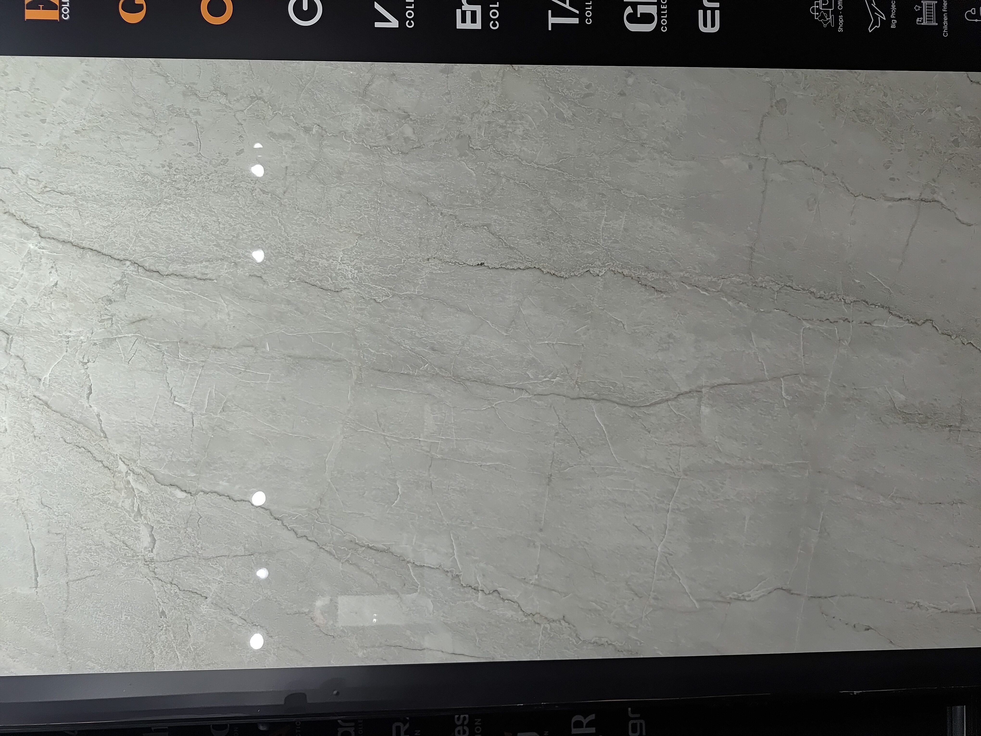 GLOSSY 600X1200MM